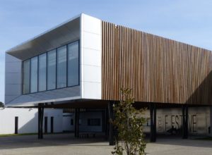 Lycée des métiers de l'automobile et du transport Frédéric Estève à Mont-de-Marsan (40) - BL2 architectes, Frédéric Laffitte